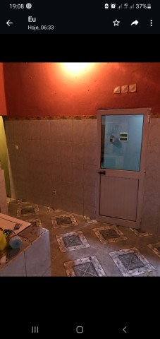 Venda Vivenda T3 + loja