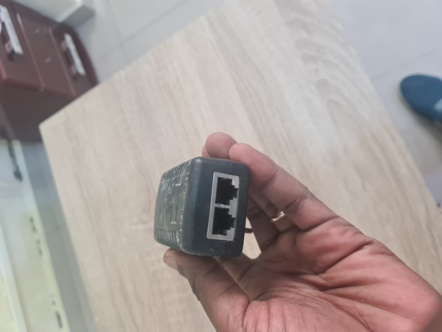 Venda ROUTER OUTDOOR 4G LTE - 80 Mil Kwanzas