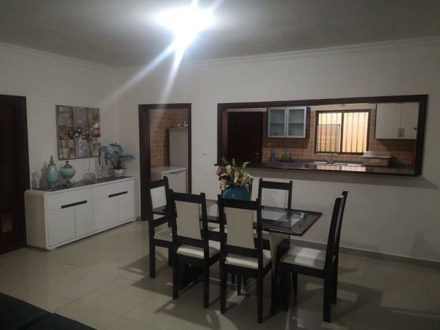 Venda Moradia T3 com anexo e mobília, em Viana, bairro Kapalanca,
