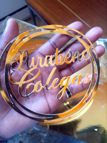 Venda Shiluette Caneo 4 Vendo minha maquina de Toppers ( Cortes pro de papeis)