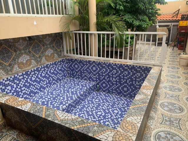 Venda Vivenda V5 no zango zona nobre