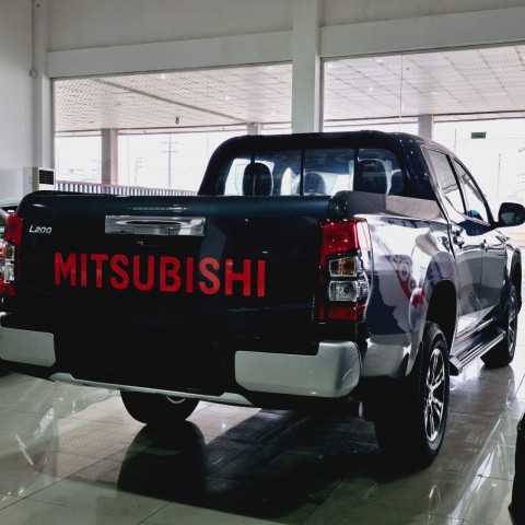 Venda MITSUBISH SPORTERO L200