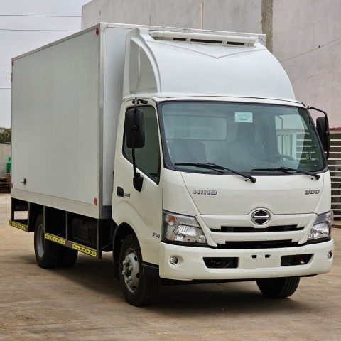 Venda TOYOTA HINO FRIGORÍFICO