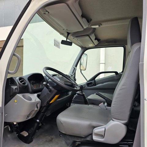Venda TOYOTA HINO FRIGORÍFICO