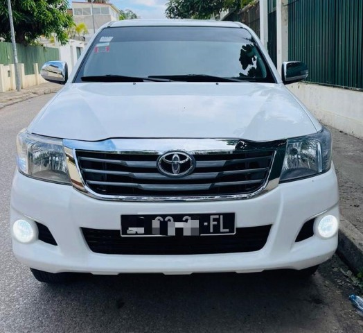 Venda Toyota Hilux Disponível para venda