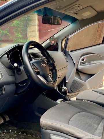 Venda Kia Rio de Mala