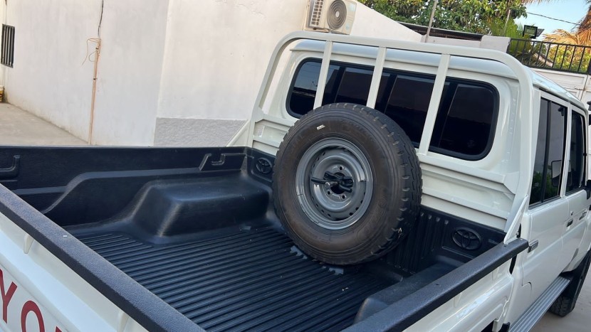 Venda Toyota Land Cruiser Hz