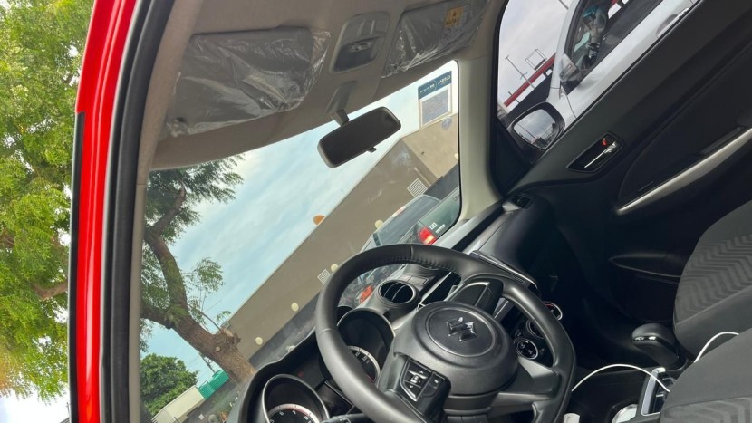 Venda Suzuki Swift 2023 Disponível