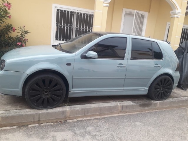 Venda Volkswagen golf