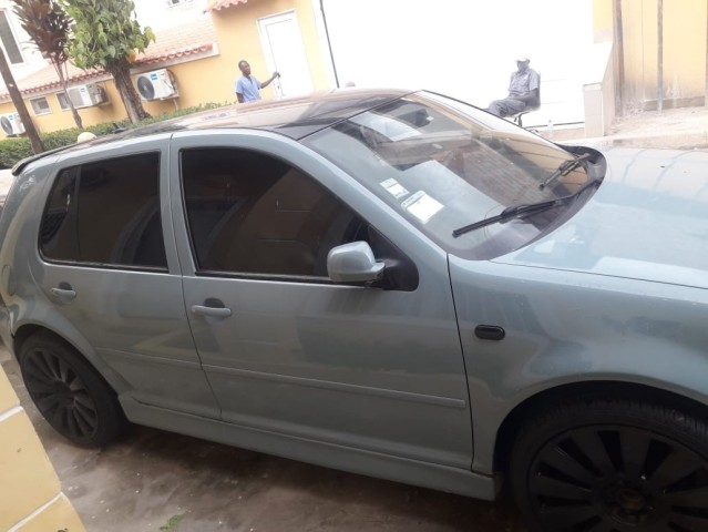 Venda Volkswagen golf