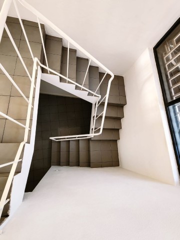 Venda Moradia T7 triplex sita no Alvalade ~ c