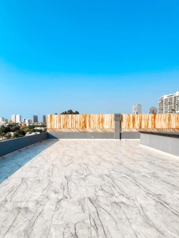 Venda Moradia T7 triplex sita no Alvalade ~ c
