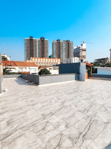 Venda Moradia T7 triplex sita no Alvalade ~ c