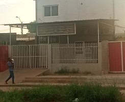 Comprar ARRENDA - SE ESTABELECIMENTO COMERCIAL A BERA ESTRADA