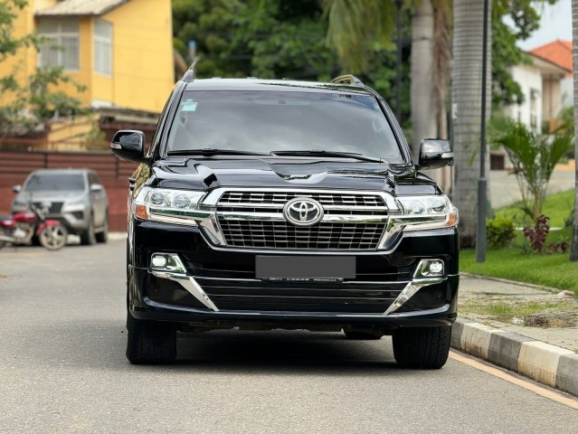 Venda Land Cruiser