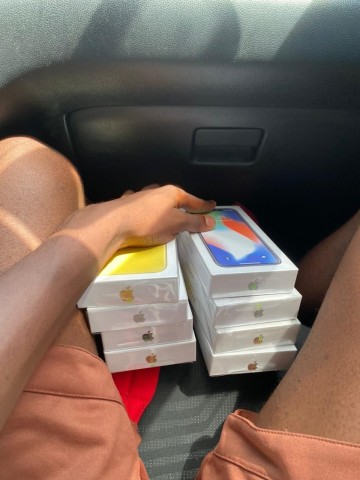 Venda IPhones novos na caixa