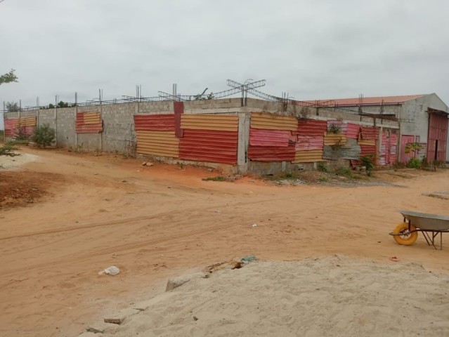 Venda ARMAZÉM COMERCIAL/ ESTALEIRO