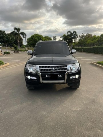 Venda Mitsubishi Pajero disponível