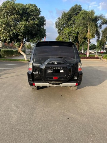 Venda Mitsubishi Pajero disponível