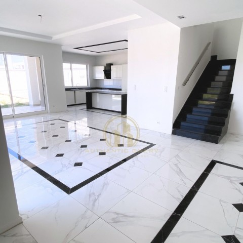 Venda Disponível para venda, Moradia Duplex T4 no Boa Vida