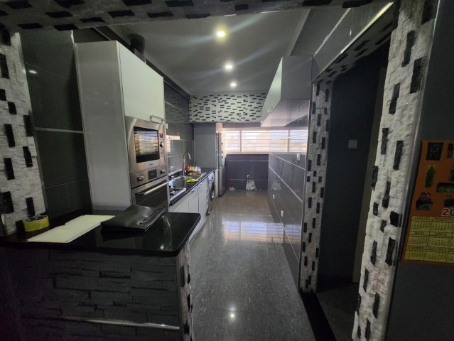 Venda Disponível para venda, apartamento T2 no Miramar
