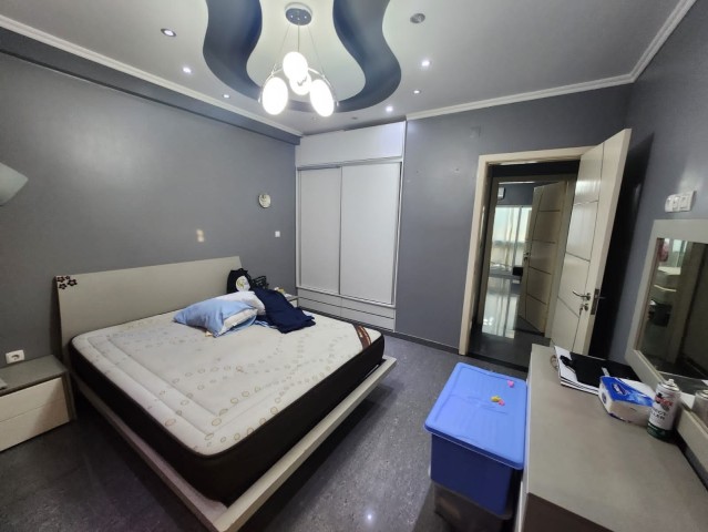 Venda Disponível para venda, apartamento T2 no Miramar