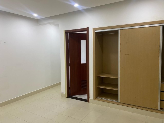 Venda Apartamento T5