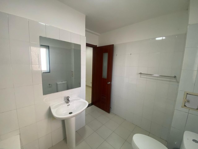 Venda Apartamento T5