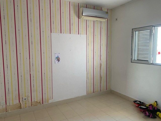 Venda Apartamento T5