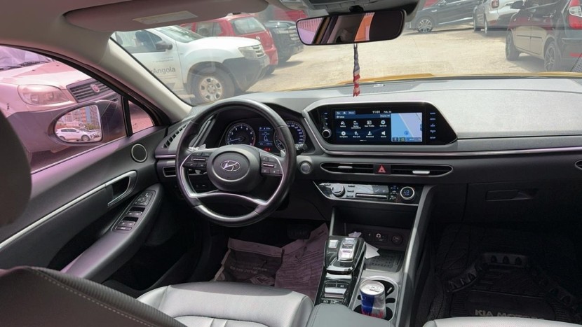 Venda HYUNDAI SONATA ÚLTIMO MODELO 2023