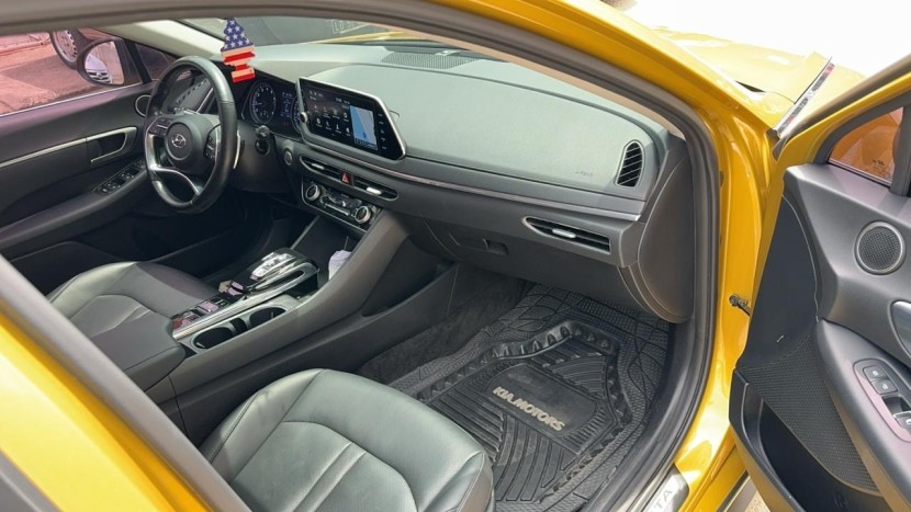 Venda HYUNDAI SONATA ÚLTIMO MODELO 2023