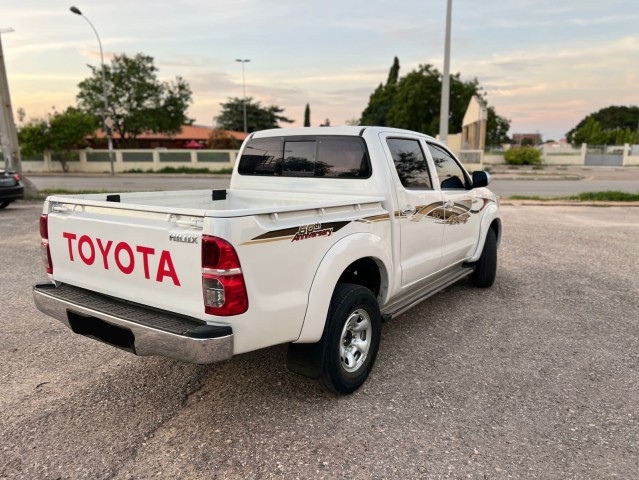 Venda Toyota Hilux