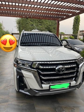 Venda TOYOTA LAND CRUISER GXR FULL OPTION