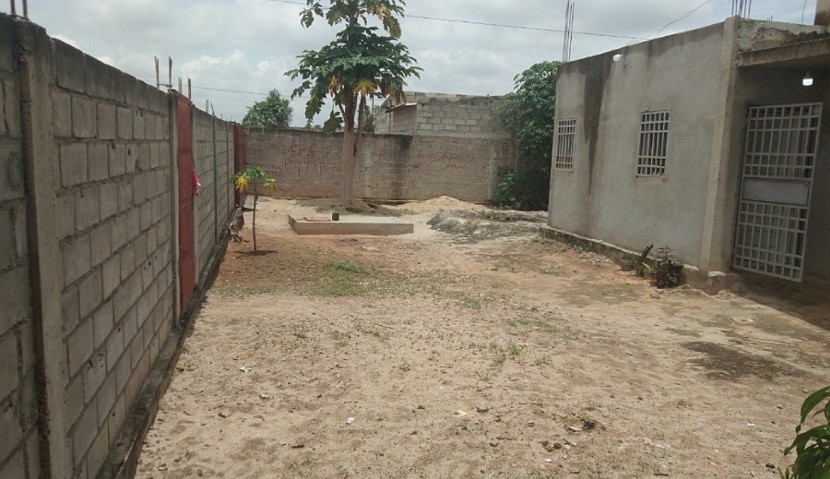 Venda Vivenda primeiro andar