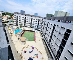 A venda Apartamento T4 dúplex, Condomínio Laguna Residencial, Talatona.