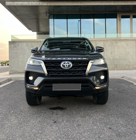 Venda TOYOTA FORTUNE FULL OPTION