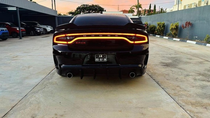 Venda DODGE CHARGER SRT V6