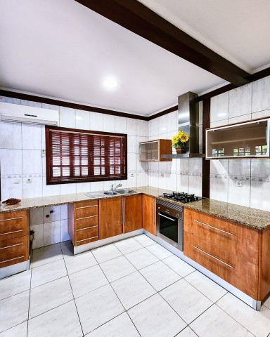Venda VIVENDA V4 DUPLEX, NO CONDOMÍNIO FLORENÇA, TALATONA