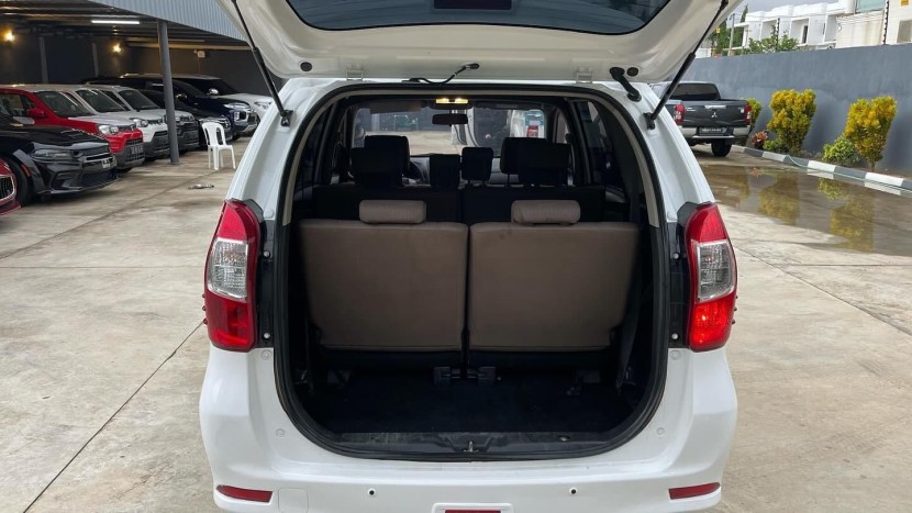 Venda TOYOTA AVANZA