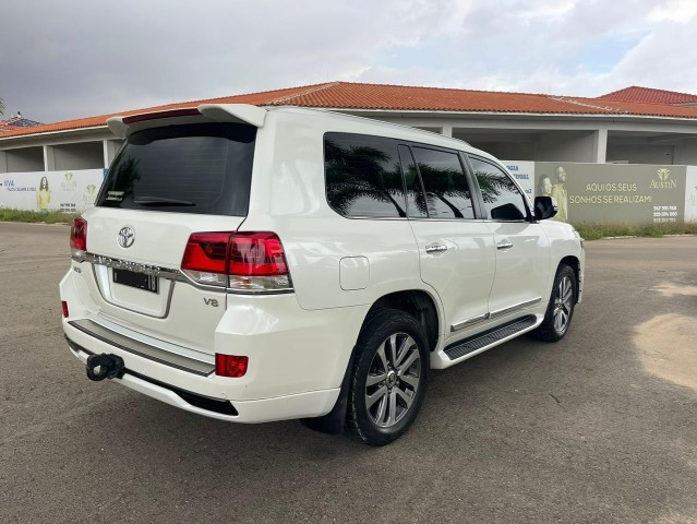 Venda TOYOTA LAND CRUISER VXR FULL