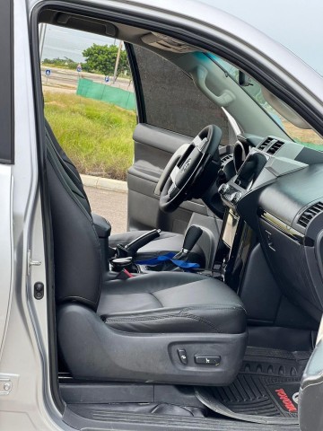 Venda TOYOTA LAND CRUISER PRADO TXL LÁGRIMA