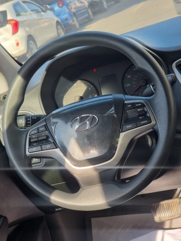 Venda HYUNDAI ACCENT RECÉM CHEGADO
