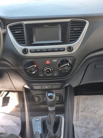 Venda HYUNDAI ACCENT RECÉM CHEGADO