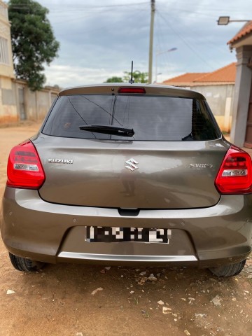 Venda SUZUKI SWIFT LIMPO 2022