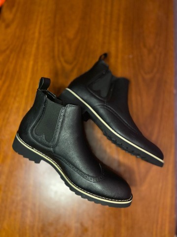 Venda Sapatos lv