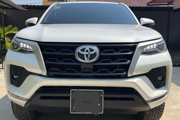Venda TOYOTA FORTUNER ÚLTIMO MODELO VVTI