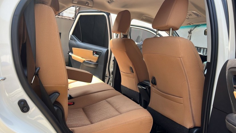 Venda TOYOTA FORTUNER ÚLTIMO MODELO VVTI