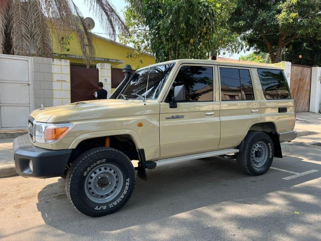 Venda TOYOTA LAND CRUISER LX EXECUTIVO