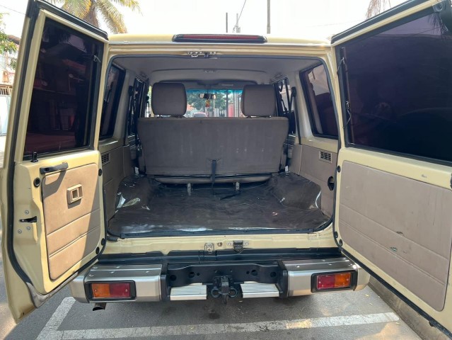 Venda TOYOTA LAND CRUISER LX EXECUTIVO