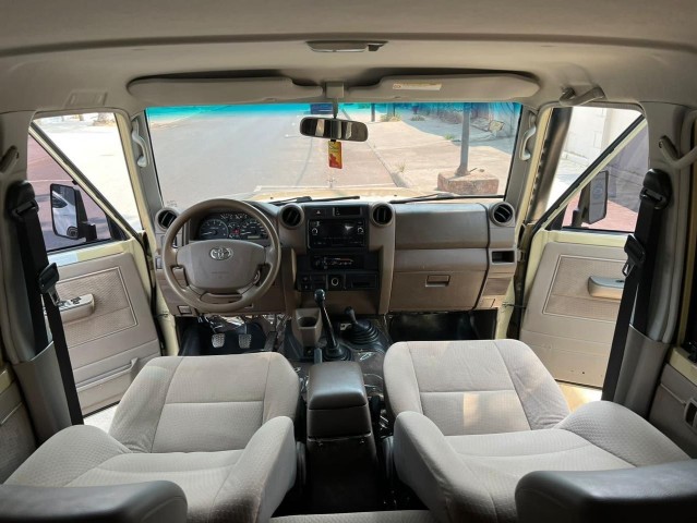 Venda TOYOTA LAND CRUISER LX EXECUTIVO